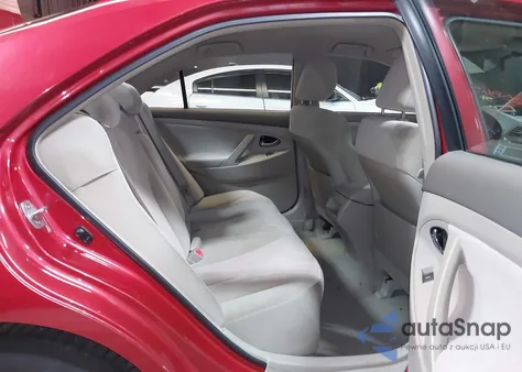 2011 Toyota Camry Le V6 z USA, uszkodzony, nr VIN 4T1BK3EK7BU613657